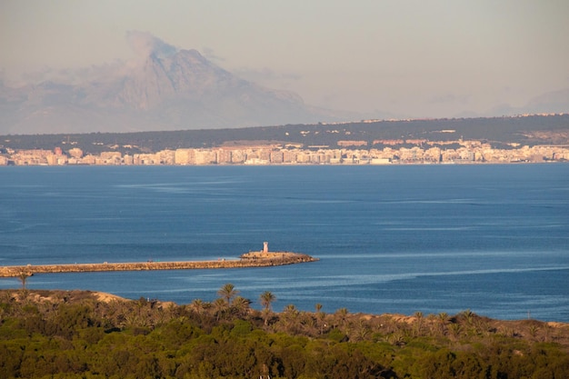 Vega Baja del Segura Guardamar espigon y faro de Guardamar