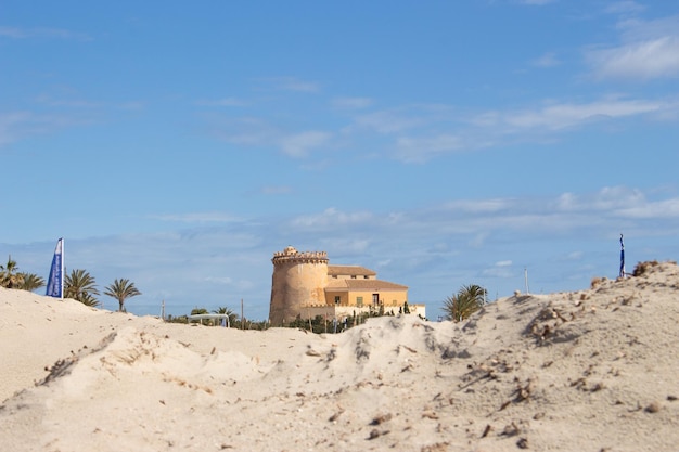 Photo vega baja del segura pilar de la horadada la torre de la horadada y su entorno