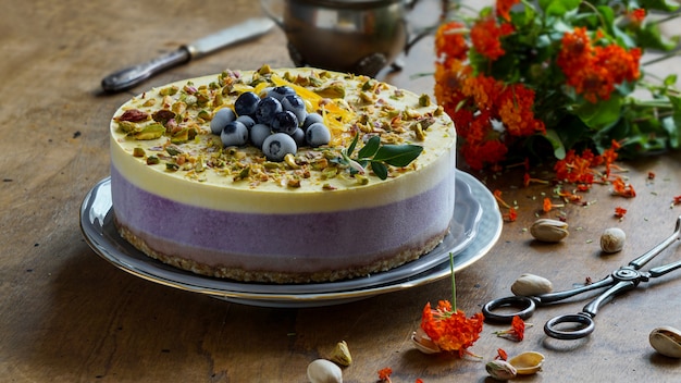 Vegan raw cheesecake with blueberry