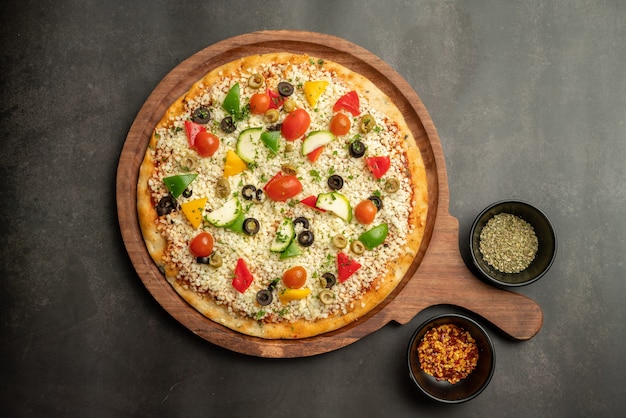 Vegetable pizza top view