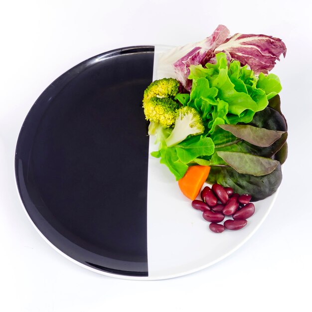 Photo vegetable salad on plate with blank spcae for wording