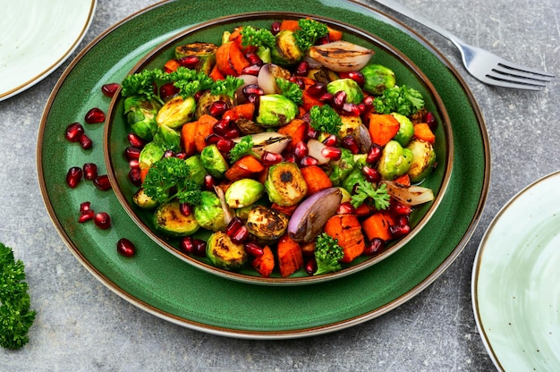 Vegetable salad with grilled vegetables