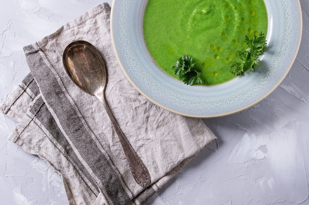 Фото Вегетарианский суп из брокколи