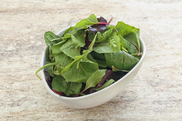 Photo vegetarian mix green vitamin dietary salad