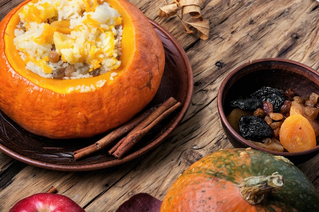 Vegetarian porridge with pumpkin