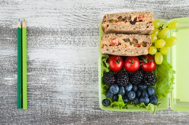 Vegetarian sandwich and berries