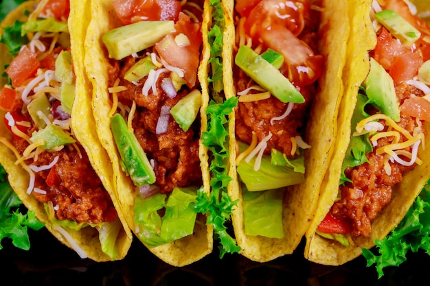 Photo vegetarian tortilla tacos with grilled vegetables