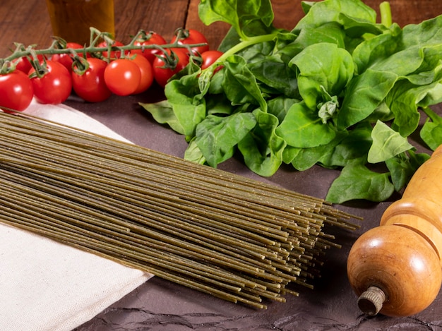 Vegetarian, vegan spinach noodles. Healthy food.