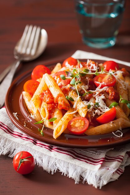 Veggie penne pasta with tomatoes parmesan thyme