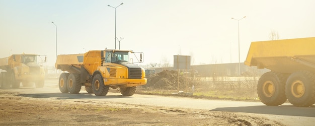 Photo vehicles on road against clear sky