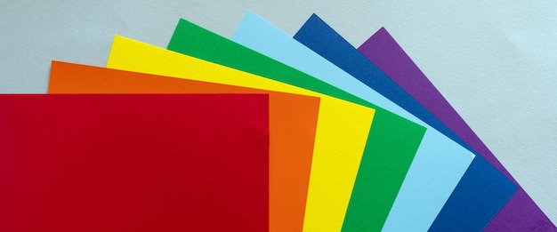 Vellen veelkleurig papier. Kleuren van regenboog. LGBT-gemeenschap symbool