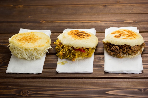 Cibo tipico venezuelano, arepa