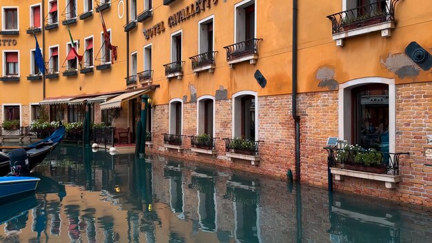 베네치아 카니발: 베네시아의 카니발 마스크와 코스<unk>, 베네치야의 거리, 이탈리아, 유럽