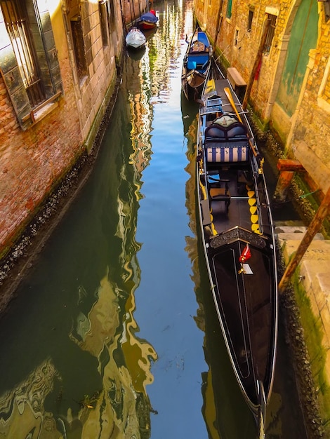 Photo venice gondolas on the grand canal