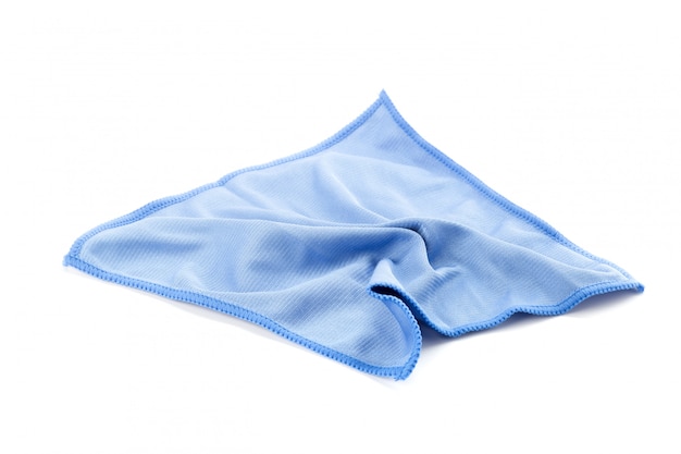 Verfrommelde microfiber doek geïsoleerd op wit