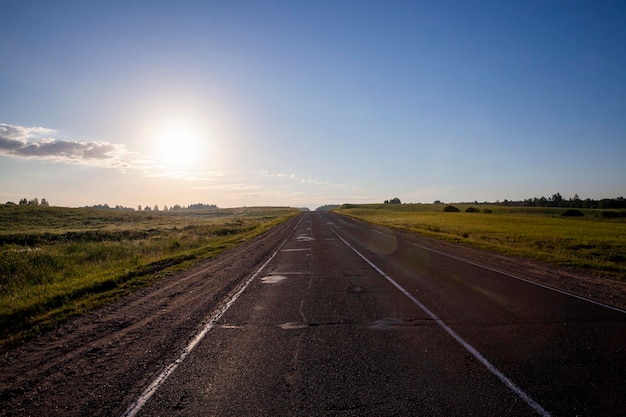 Verharde snelweg lang geleden gemaakt