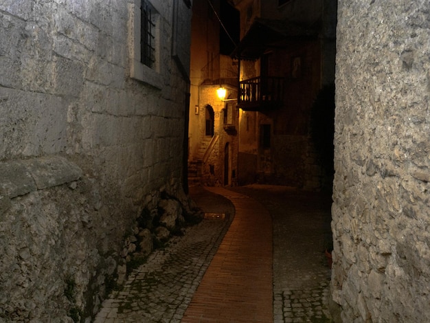Veroli middeleeuws dorp lazio frosinone nachtzicht