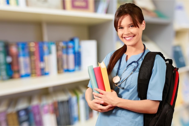 Verpleegkundige student opleiding college student dokter boek geneeskunde student