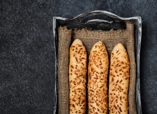 Vers brood op tafel.