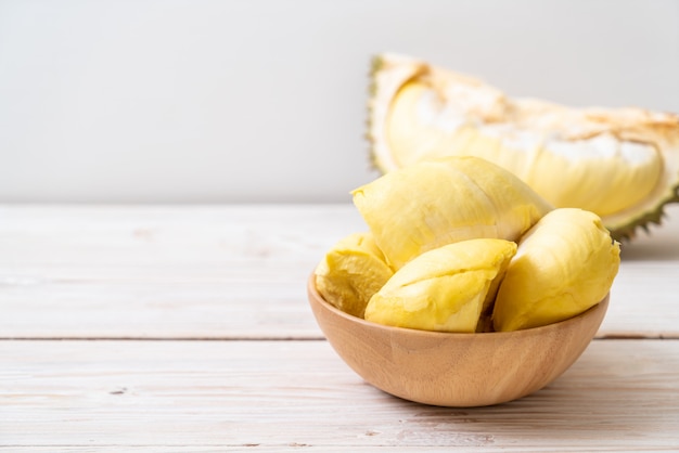 Vers durian fruit