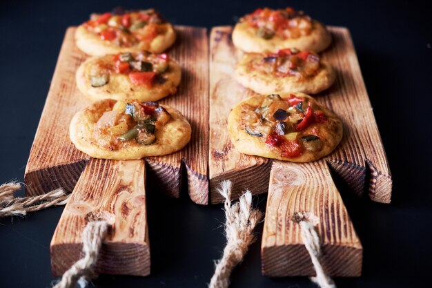 Vers gebakken mini-pizza's