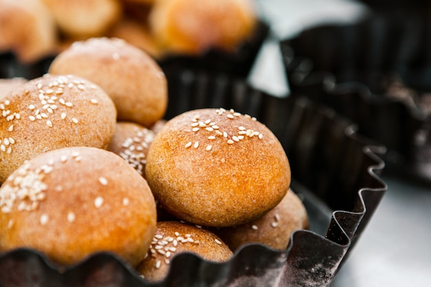 Vers zelfgebakken brood uit de houtoven