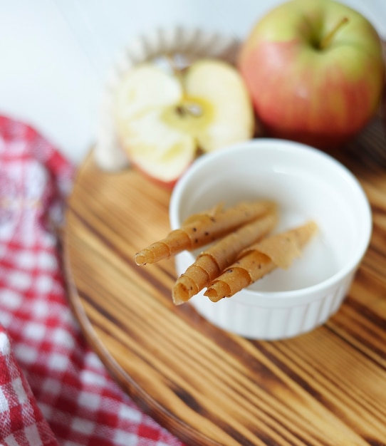 Verscheidenheid aan fruit op tafel