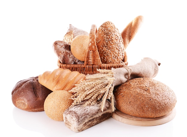 Verschillend brood geïsoleerd op wit