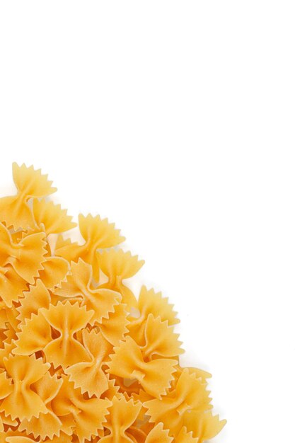 Verschillende soorten en vormen van droge italiaanse pasta close-up