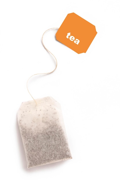 verschillende soorten thee in zak. geïsoleerd op wit