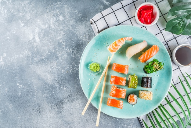 Verschillende sushi gemengde set