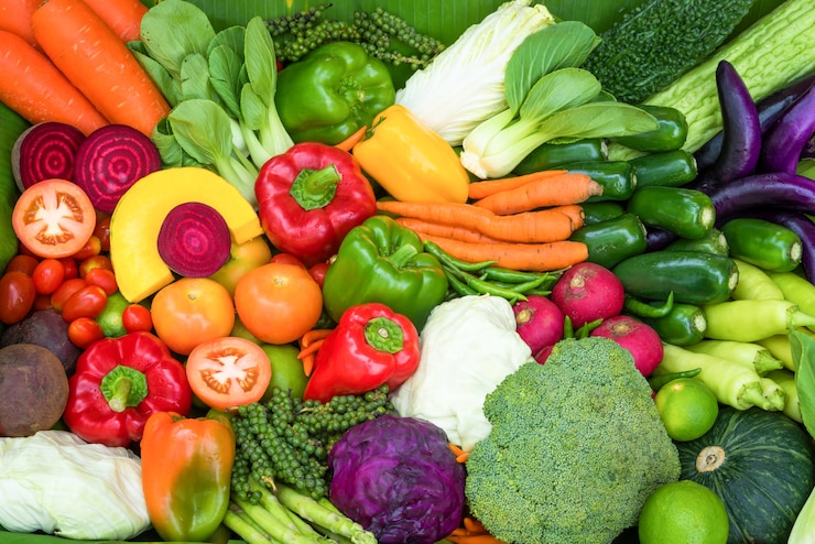 Foto verschillende verse groenten en fruit voor gezond
