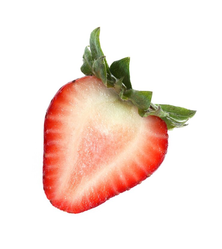 Verse aardbeien geïsoleerd op wit