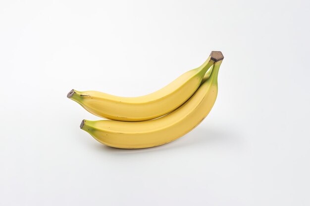 Verse bananen geïsoleerd op een witte achtergrond