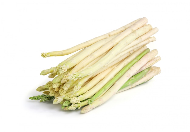 Verse geïsoleerde asperges