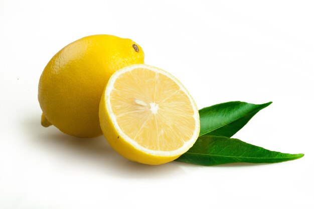 Verse gele citroen