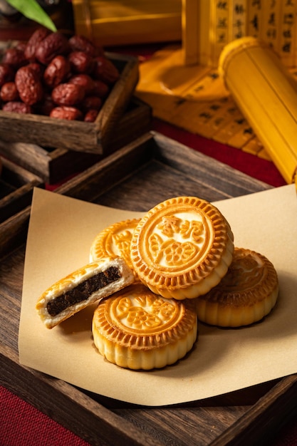 Verse mooncakes in een feestelijke sfeer