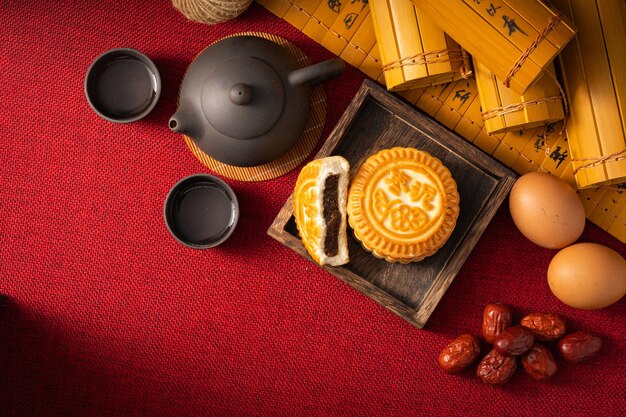 Verse mooncakes in een feestelijke sfeer