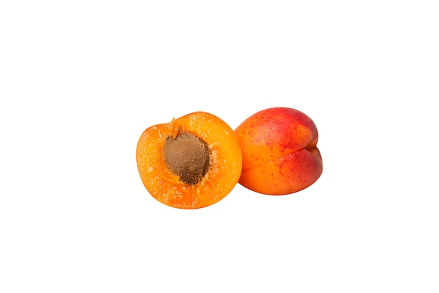 Verse PNG-abrikos geïsoleerd op witte achtergrond