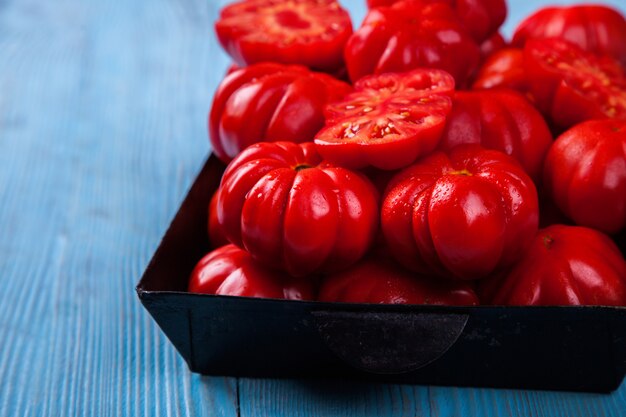 Verse rijpe tomaten, groot