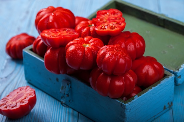 Verse rijpe tomaten, groot