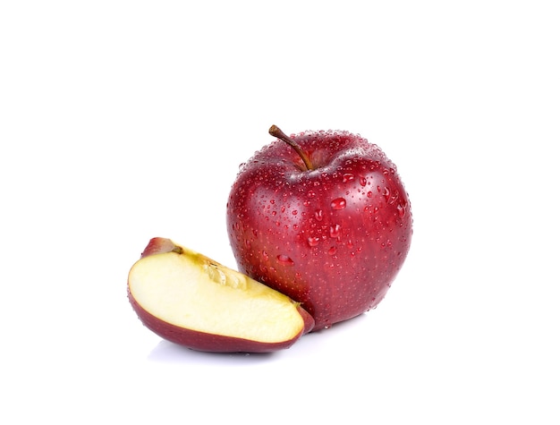 Verse rode appel op een wit