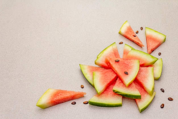 Verse, sappige plakjes watermeloen. Zoet het dessert van het de zomerdessert gezond het eten