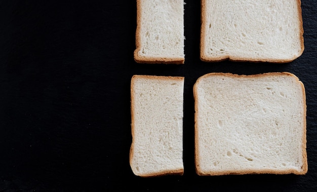 Verse sneetjes brood