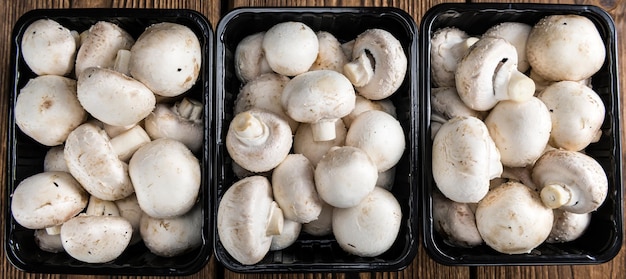 Verse witte champignons