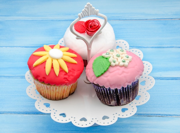 Versierde cupcakes met fondant