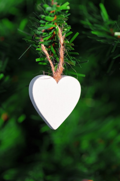 Foto versierde kerstboom close-up.