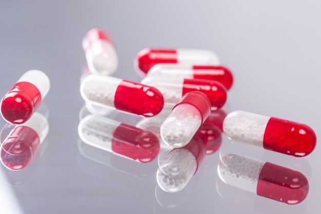 Verspreiding van de capsules en tabletten