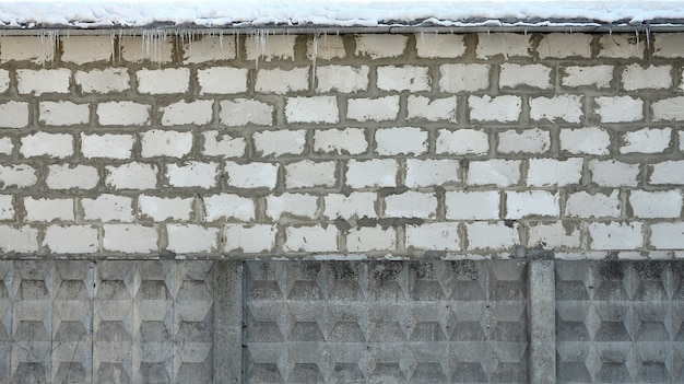 Verweerde oude witte bakstenen muur textuur