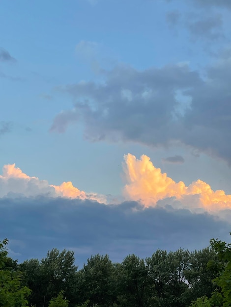 Foto uno sfondo di cielo molto bello